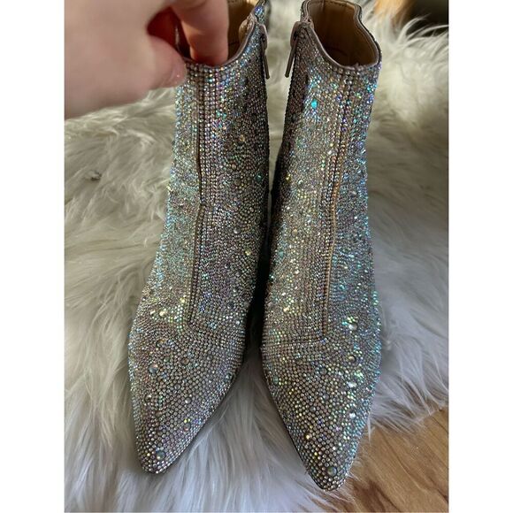 Betsey Johnson Kyla sparkly boots with little stones crystals size 6 1/2 small h - Picture 1 of 6
